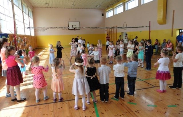 Rodzinne świętowanie w Szkole Podstawowej w Lechowie